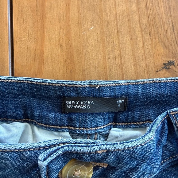 Simply Vera Vera Wang Dark Blue Jean Shorts - Picture 3 of 3